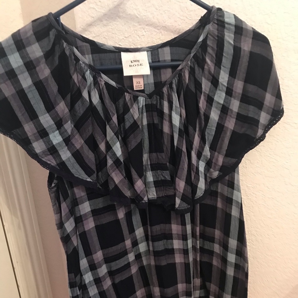 Blue plaid v neck top